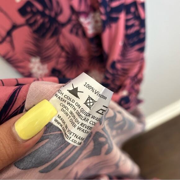 NWT ModCloth Pink Thelma Tropicool Maxi
Dress Floral Tropical Women's Size 4 - Picture 13 of 13